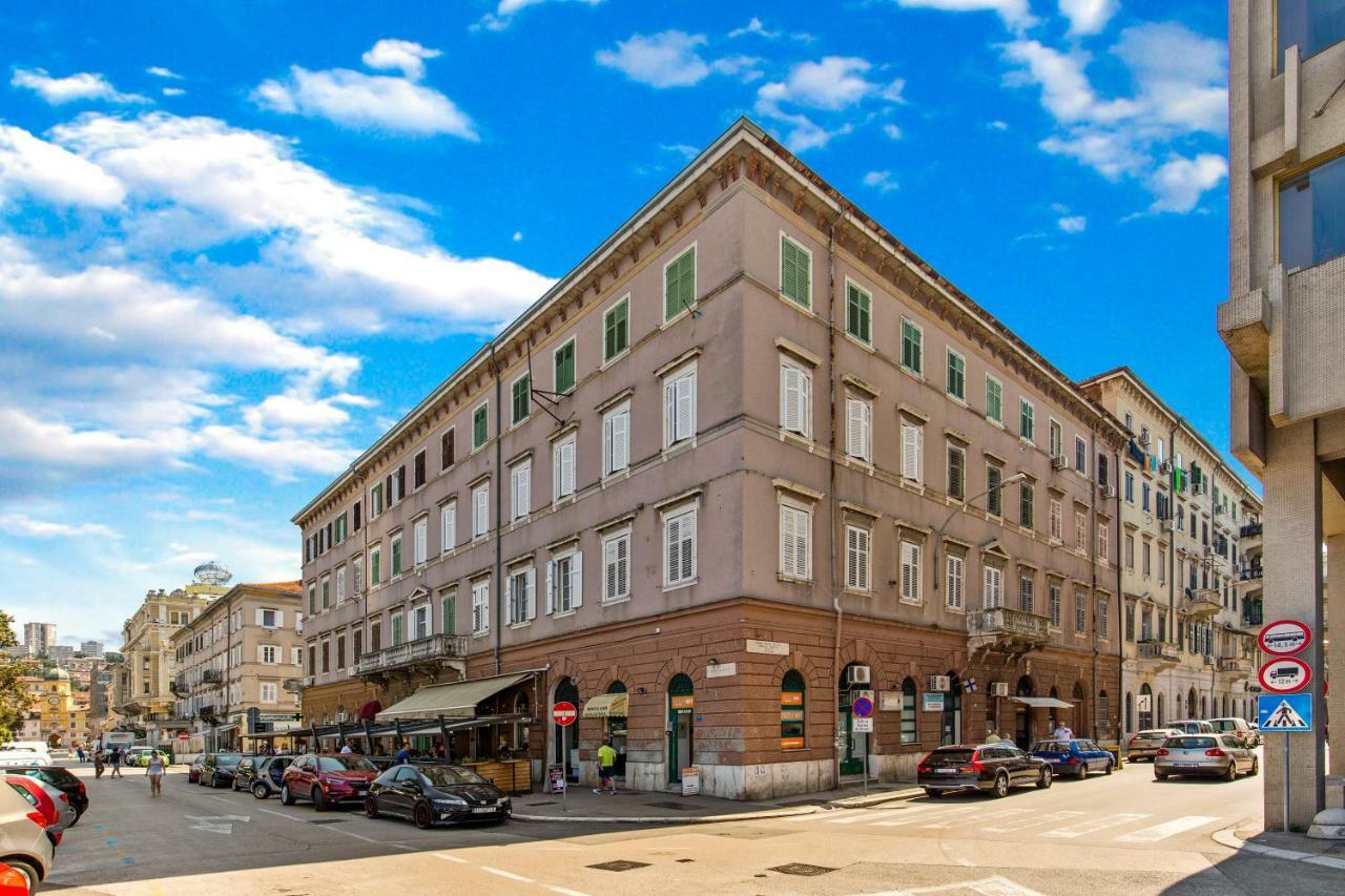 Apartment Mia Риека Экстерьер фото